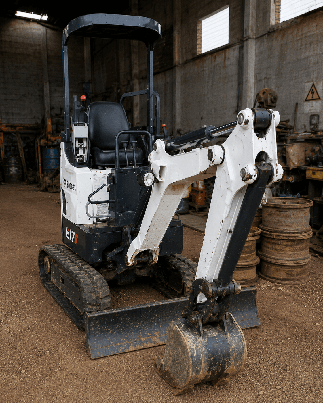Mini Escavadeira Bobcat E17 2017