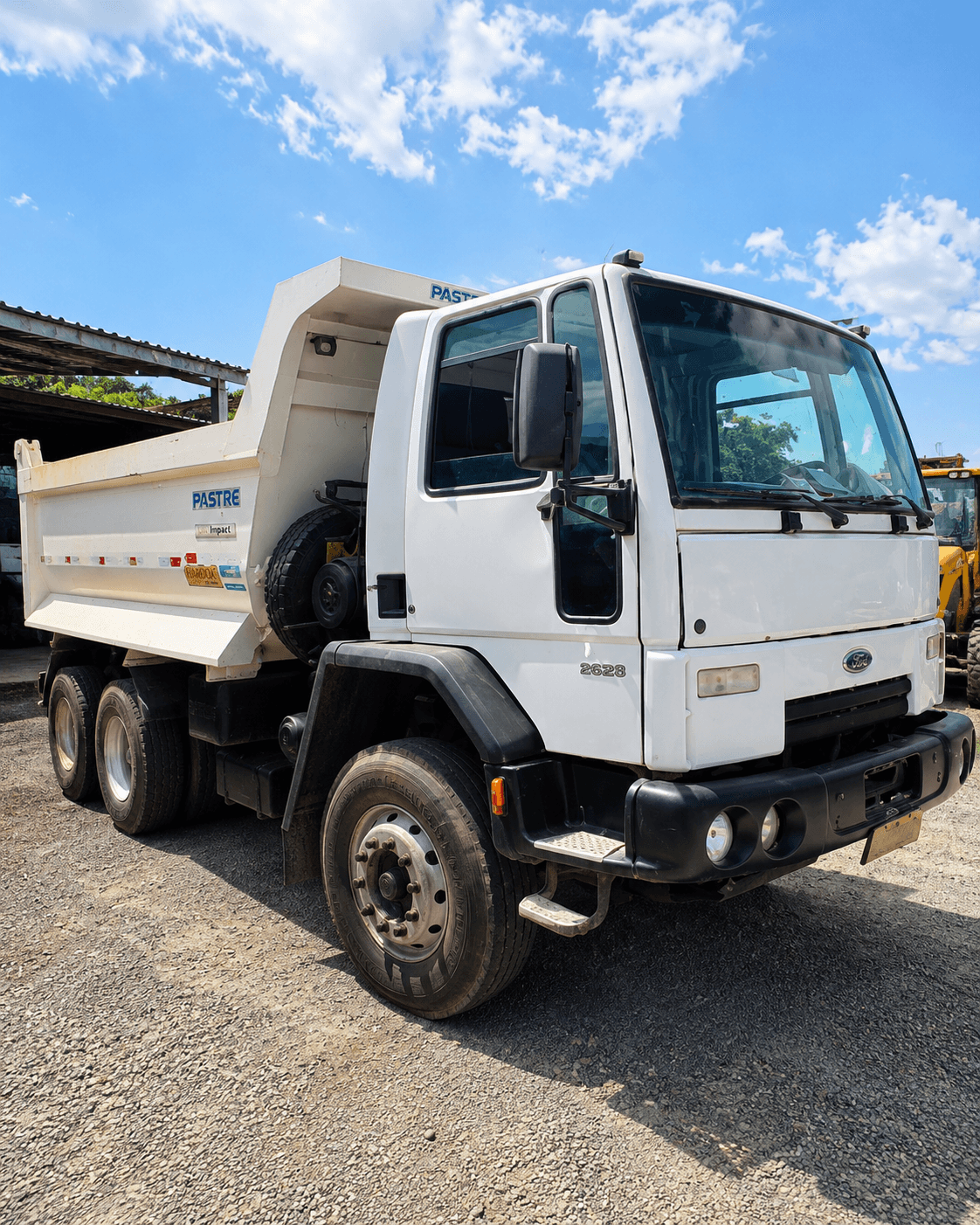 Caminhão Ford Cargo 2628 2009