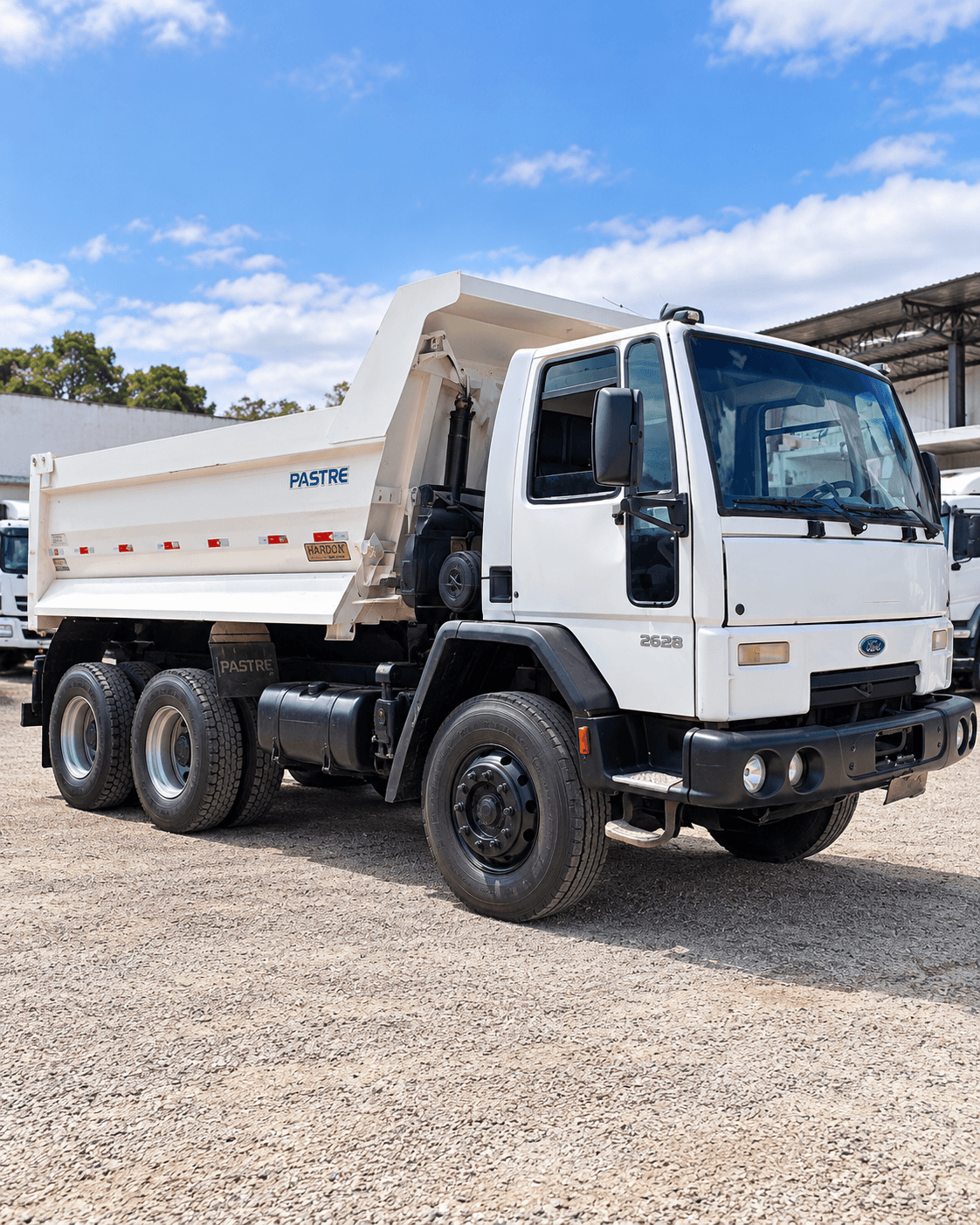 Caminhão Ford Cargo 2628 2009